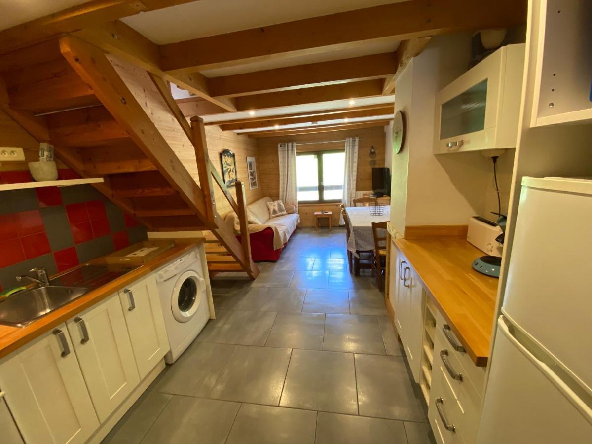 L Alpin Bel Appartement Avec Terrasse Dans Vieille Ferme De Montagne Renovee Les Orres Kültér fotó