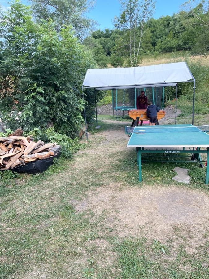 L Alpin Bel Appartement Avec Terrasse Dans Vieille Ferme De Montagne Renovee Les Orres Kültér fotó