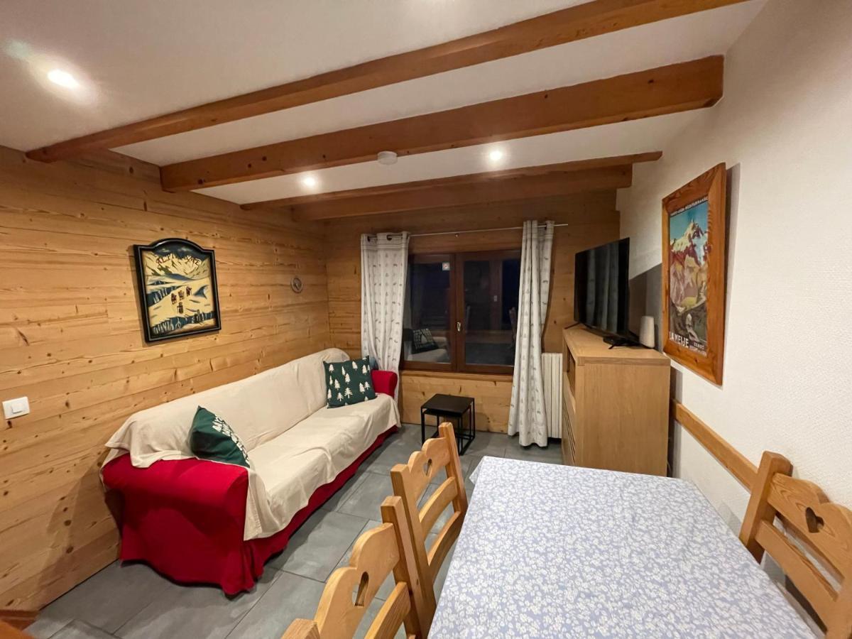 L Alpin Bel Appartement Avec Terrasse Dans Vieille Ferme De Montagne Renovee Les Orres Kültér fotó
